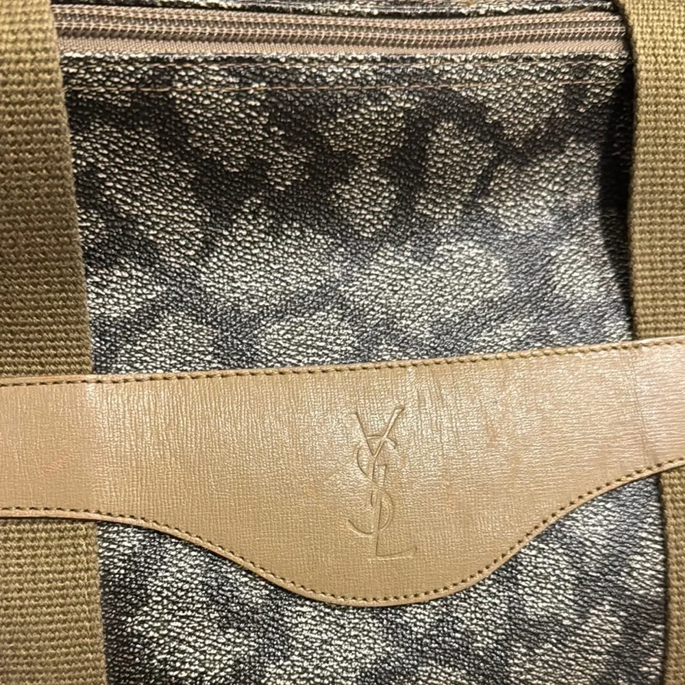 Yves Saint Laurent Pre Owned printed Signature Weekend Duffel Bag.